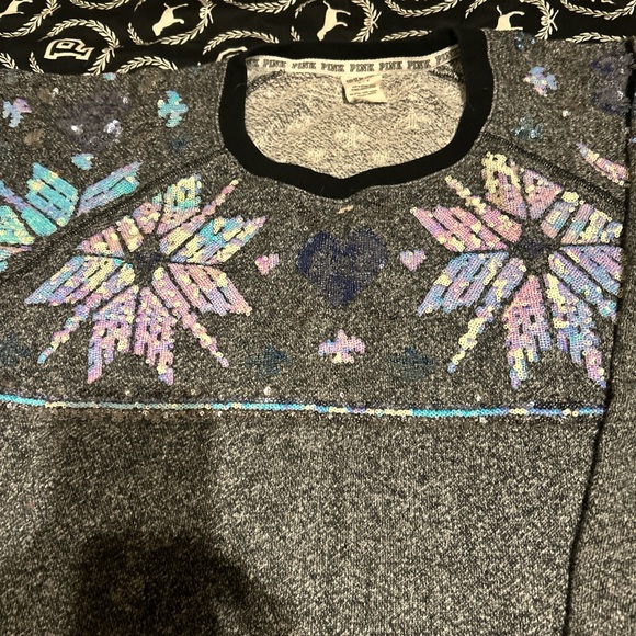 VS Pink Y2K Christmas Set with Bling and Fold Over Pants EUC - Picture 2 of 4